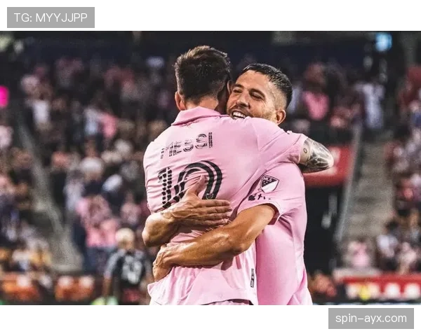 阿尔巴与梅西再度默契连线,助巴萨强势回暖 阿尔巴与梅西再度默契连线,助巴萨强势回暖