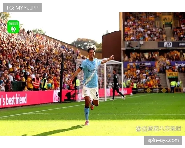 阿克稳健发挥助曼城争冠展现强大竞争力